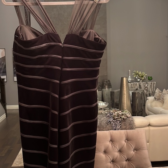 JS collections🖤 black velvet wiggle 🖤evening dress for formal event size 10🖤 - Picture 14 of 17